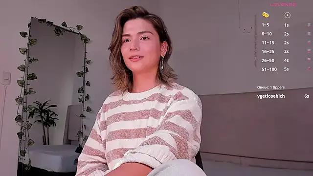 SkyAmber8 from StripChat is Freechat