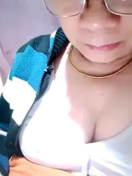 small-house123 from StripChat is Freechat