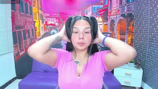 Check-out your craziest wishes with our pick of gaming cams models, featuring big knockers, round tails and tight twats.