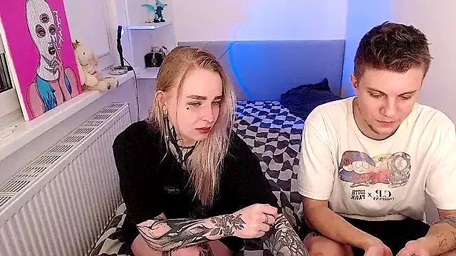 Check-out your craziest wishes with our pick of gaming cams models, featuring big knockers, round tails and tight twats.