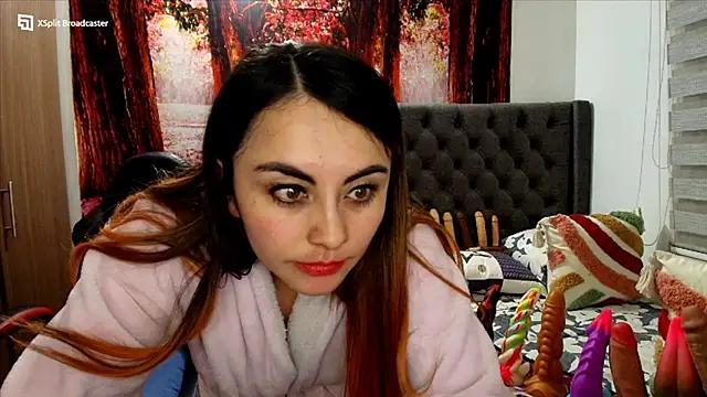 Check-out your craziest wishes with our pick of gaming cams models, featuring big knockers, round tails and tight twats.
