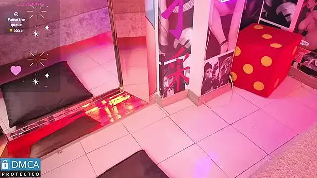 Check-out your craziest wishes with our pick of gaming cams models, featuring big knockers, round tails and tight twats.