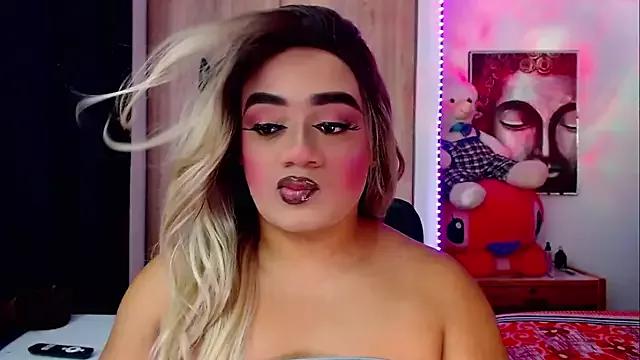 Sofiabigcock22 from StripChat is Freechat