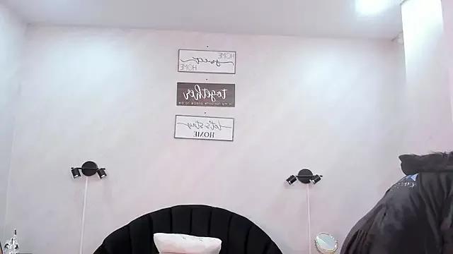 SofiaBlade from StripChat is Freechat