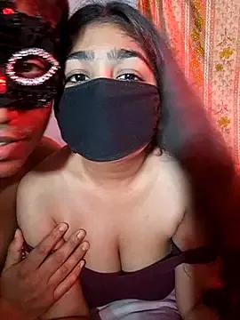 SofiaLeo from StripChat is Freechat