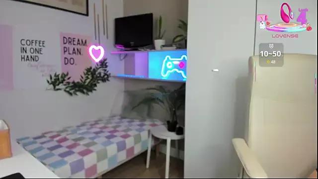 Check-out your craziest wishes with our pick of gaming cams models, featuring big knockers, round tails and tight twats.