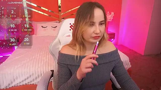 Check-out your craziest wishes with our pick of gaming cams models, featuring big knockers, round tails and tight twats.