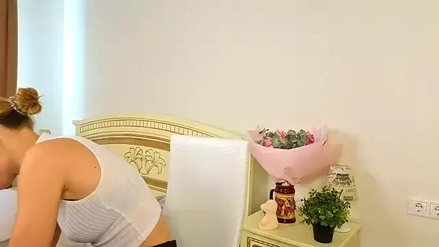 SoftBliss from StripChat is Freechat