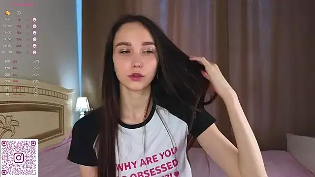 Check-out your craziest wishes with our pick of gaming cams models, featuring big knockers, round tails and tight twats.