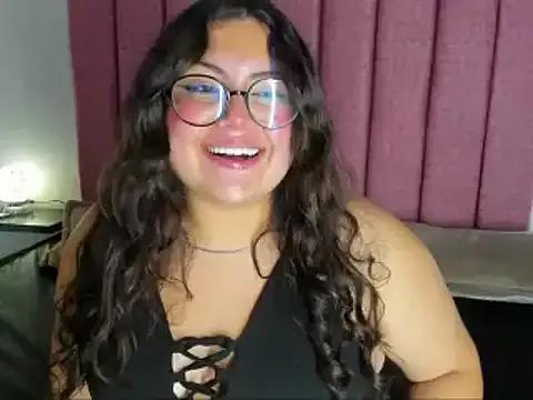 Photos of SoftLily_mei from StripChat is Freechat