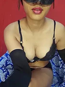 Check-out your craziest wishes with our pick of gaming cams models, featuring big knockers, round tails and tight twats.