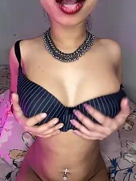 Check-out your craziest wishes with our pick of gaming cams models, featuring big knockers, round tails and tight twats.