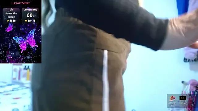 soniafuckboobs from StripChat is Freechat