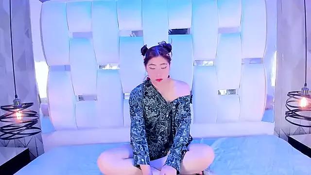 SoojinSnow from StripChat is Freechat