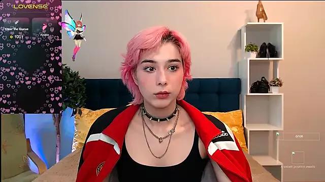 SophieAsh from StripChat is Freechat