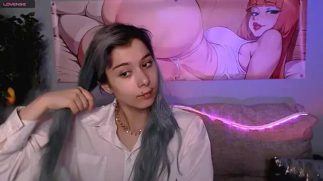 Check-out your craziest wishes with our pick of gaming cams models, featuring big knockers, round tails and tight twats.