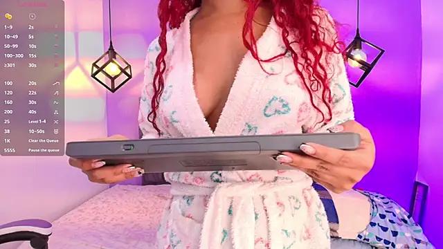Check-out your craziest wishes with our pick of gaming cams models, featuring big knockers, round tails and tight twats.