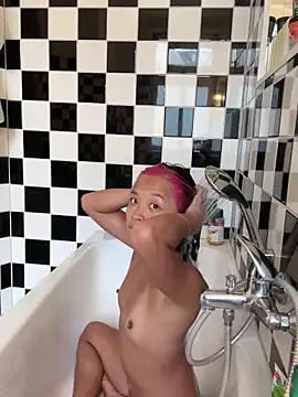 SpicyLittleasian from StripChat is Freechat