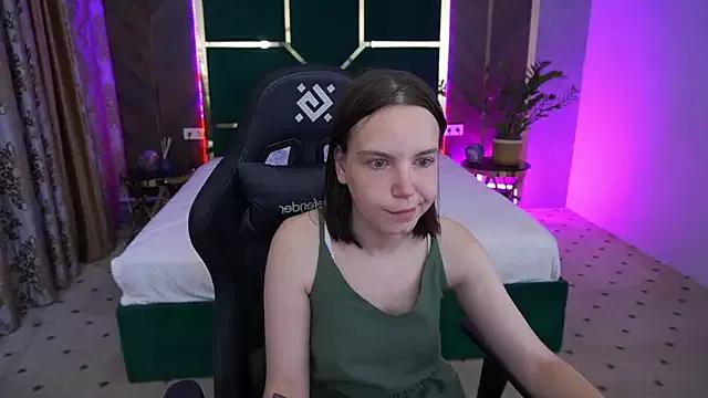 Check-out your craziest wishes with our pick of gaming cams models, featuring big knockers, round tails and tight twats.