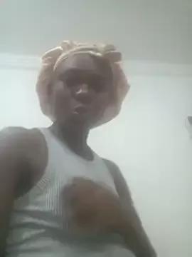 Squirt_hun from StripChat is Freechat