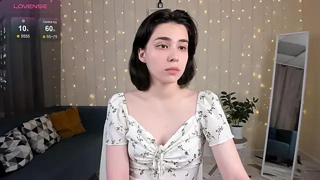 Stacy-Sharp from StripChat is Freechat
