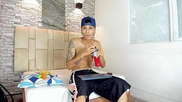 STARFOR_2 from StripChat is Freechat