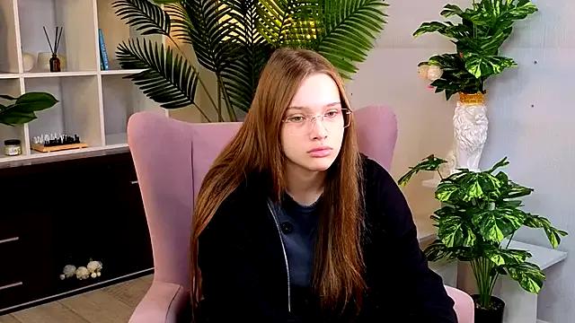StefaniaClaw from StripChat is Freechat
