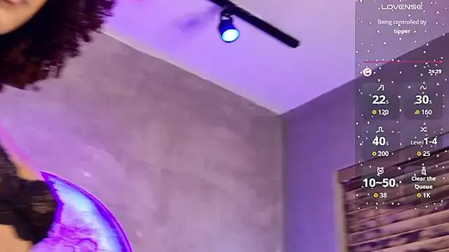 Stellaciel_ from StripChat is Freechat