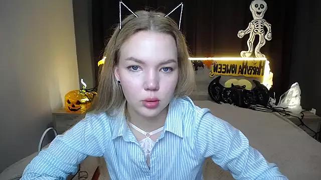 StellaLight from StripChat is Freechat