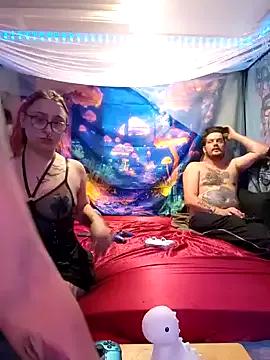 Check-out your craziest wishes with our pick of gaming cams models, featuring big knockers, round tails and tight twats.