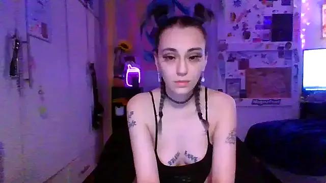stonervixen1014 from StripChat is Freechat