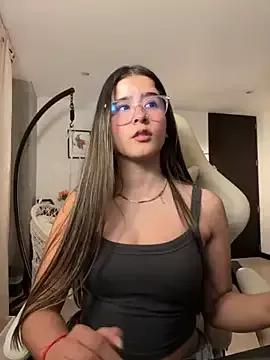 Stormiie777 from StripChat is Freechat