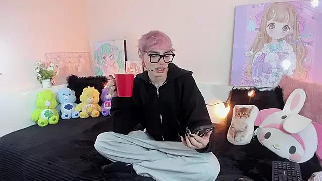 Strawberry_Kitty_ from StripChat is Freechat