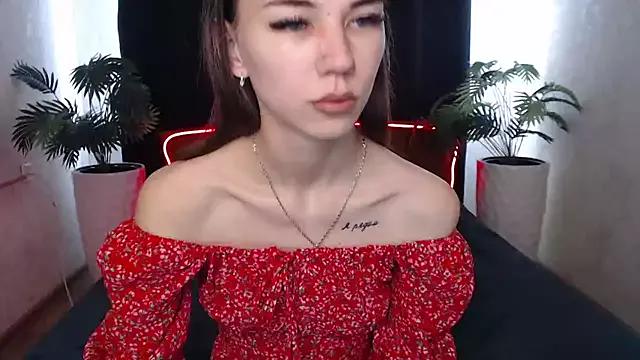 Check-out your craziest wishes with our pick of gaming cams models, featuring big knockers, round tails and tight twats.