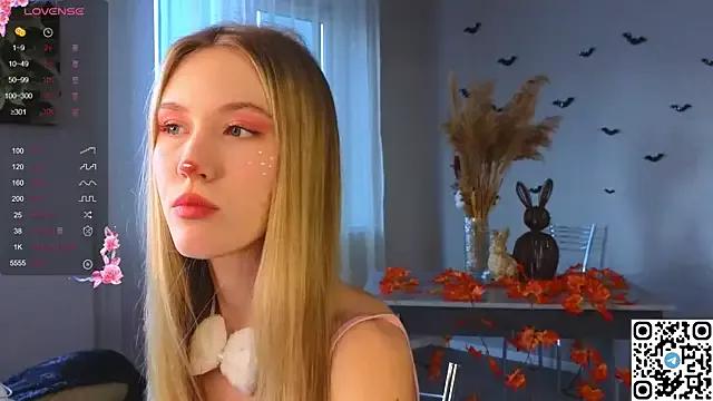 Succubelle from StripChat is Freechat