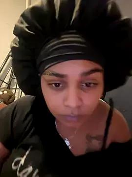 Photos of SUGARBABEWETCREMEHONEY from StripChat is Freechat