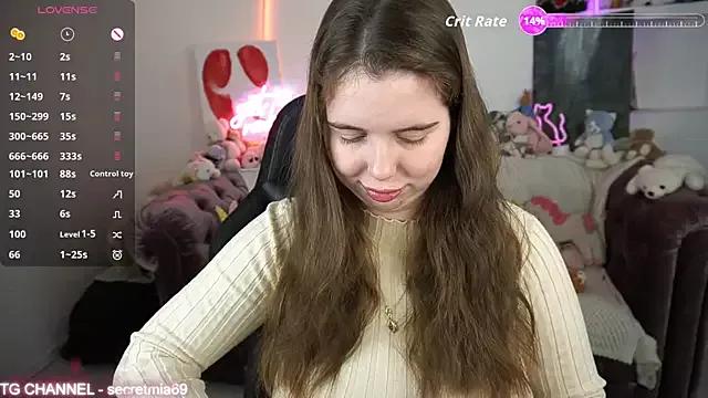 Check-out your craziest wishes with our pick of gaming cams models, featuring big knockers, round tails and tight twats.