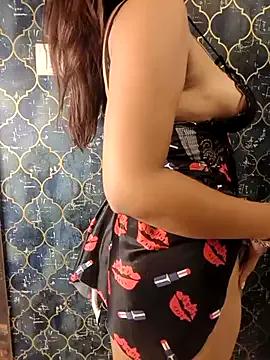 SugarNdBrowniee from StripChat is Freechat