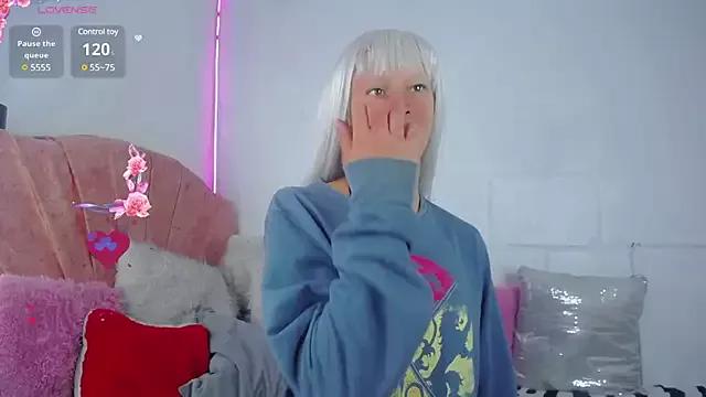 Summer_XO from StripChat is Freechat