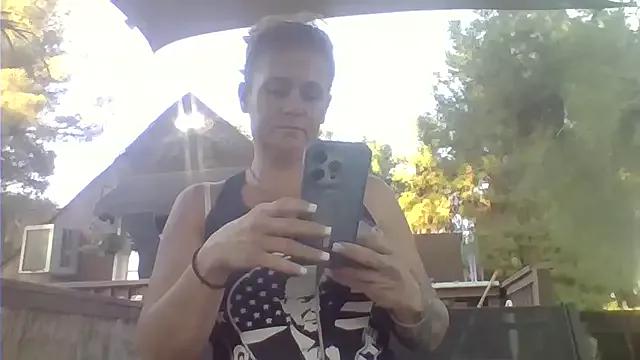 SummerBlueMoon from StripChat is Freechat