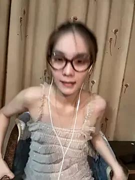 Photos of suni-w from StripChat is Group