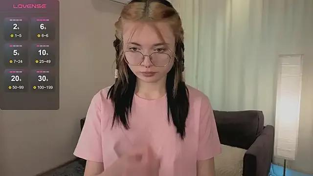 Susan_Gardner from StripChat is Freechat