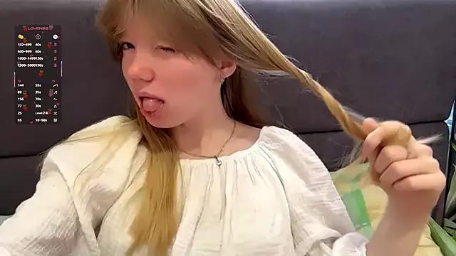 Sweet_horizon from StripChat is Freechat