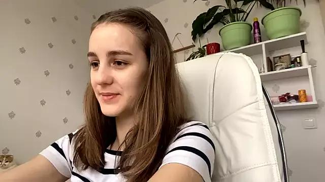 SweetieKatie from StripChat is Freechat