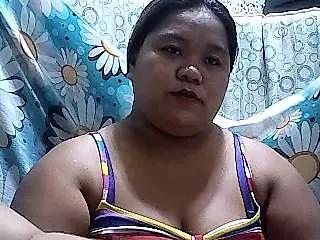 SweetIvon from StripChat