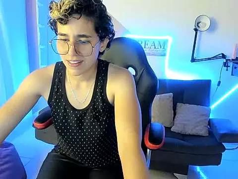 sweetlady_ls from StripChat