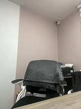 SWEETLILY18 from StripChat