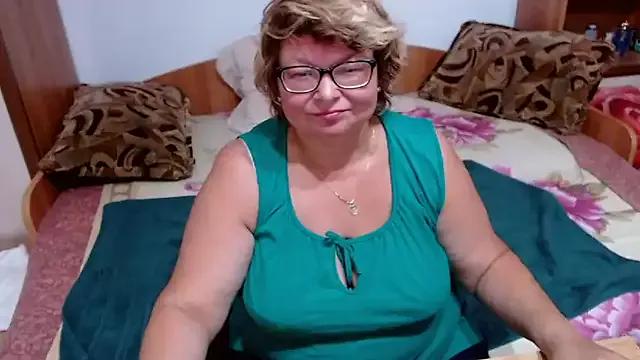 SweetMommaX from StripChat is Freechat