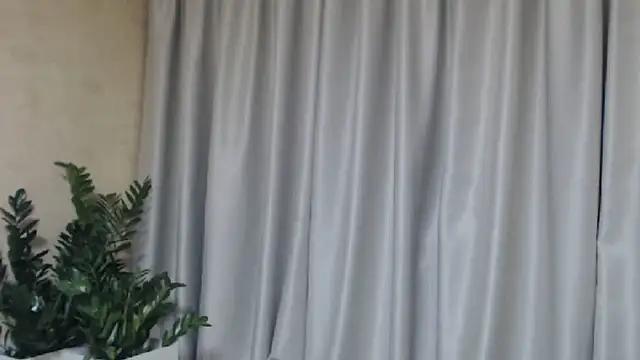 sweetpussy from StripChat is Freechat