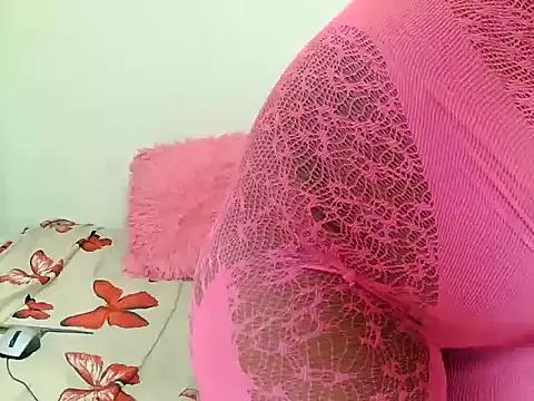 SweetSavage18 from StripChat is Freechat